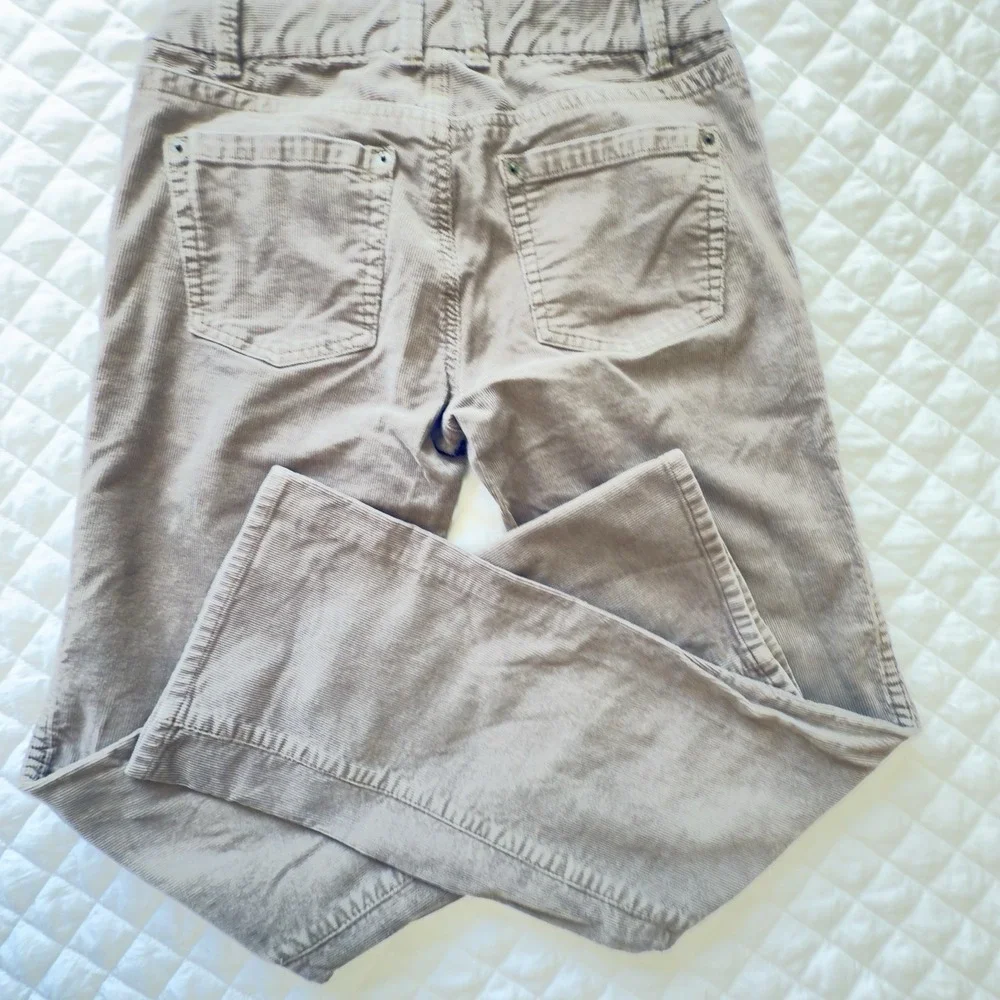 J.Crew‎ Pants-Courdoroy-Bootcut-Women's-Size 0 Short-Tan Khaki-Great Condition